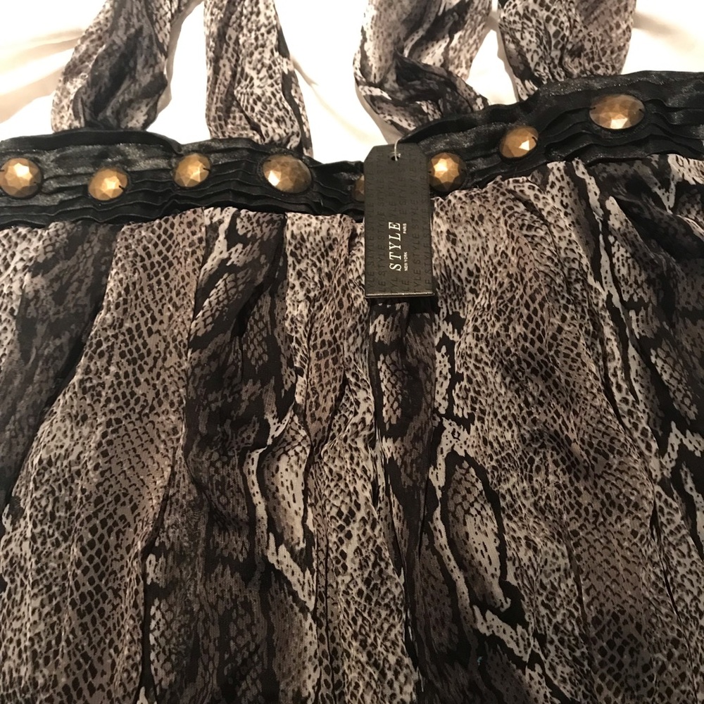 Ladies boutique top